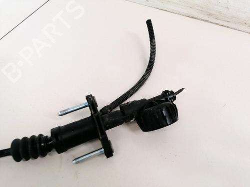 Used Clutch slave cylinder Clutch slave cylinder 35520557 35520557