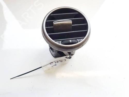 air-vent-seat-leon-1p1-2005-2006-2007-2008-2009-2010-2011-2012-2013-32938996 main image