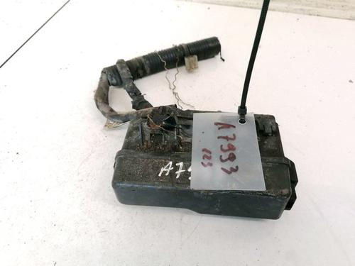 Fuse box TOYOTA AVENSIS (_T25_) 1.8 VVT-i (ZZT251_, ZZT251R) | BP32905570E1 - Image 2