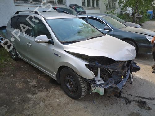 Used Parts HYUNDAI i30 Estate (FD) 1.6 CRDi (116 hp) 4471596