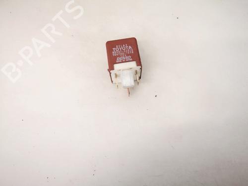 Used Other Other TOYOTA AVENSIS VERSO (_M2_) 2.0 D (CLM20_, CLM20R) (116 hp) 33097690 33097690