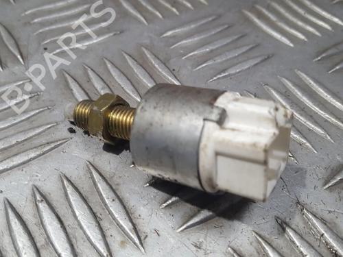 Módulo eletrónico Módulo eletrónico TOYOTA COROLLA Saloon (_E12_) 1.4 D-4D (NDE120_, NDE120R) (90 hp) 35711931 35711931