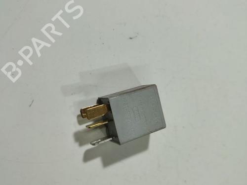 Used Electronic sensor Electronic sensor TOYOTA COROLLA Verso (ZER_, ZZE12_, R1_) 2.2 D-4D (AUR10_, AUR10R) (136 hp) 32971519 32971519