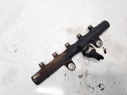 Used Injection rail Injection rail 34892773 34892773