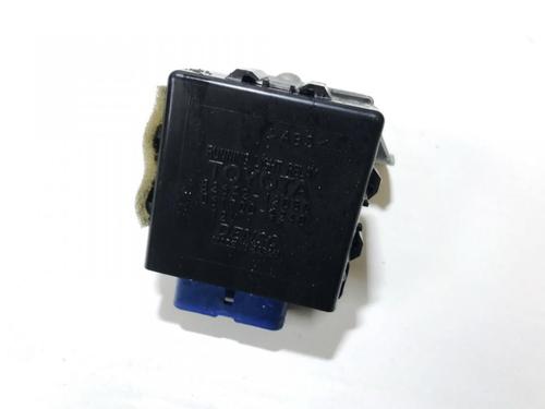 Used Electronic module Electronic module TOYOTA COROLLA Verso (_E12_) 2.0 D-4D (CDE120_, CDE120R) (90 hp) 33508006 33508006