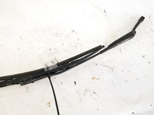 front-windshield-wiper-arm-audi-a4-b5-8d2-1994-1995-1996-1997-1998-1999-2000-2001-33066812 main image