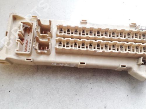Used Fuse box Fuse box MAZDA MPV II (LW) 2.0 DI (136 hp) 33518229 33518229