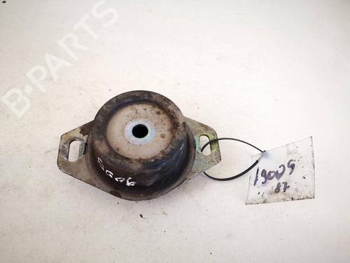Used Engine mount Engine mount PEUGEOT 307 (3A/C) 2.0 16V (136 hp) 32939905 32939905