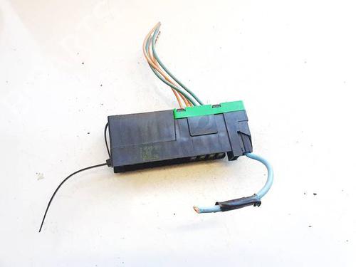 Used Fuse box Fuse box PEUGEOT 407 (6D_) 2.2 (6D3FZE, 6D3FZH) (158 hp) 32533014 32533014