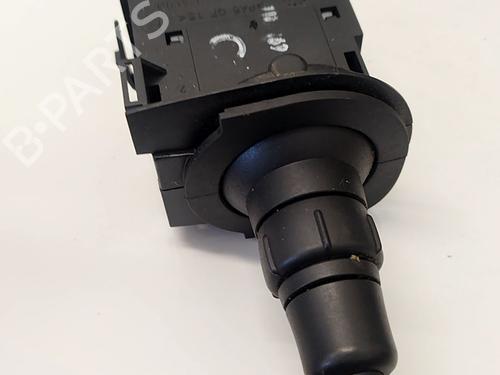 Warning switch RENAULT SCÉNIC II (JM0/1_) 1.9 dCi (JM0G, JM12, JM1G, JM2C) | BP34769328I22 - Image 3