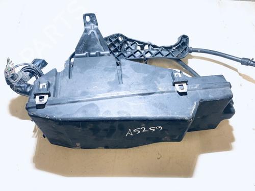 Used Fuse box Fuse box VOLVO S80 I (184) T6 (272 hp) 33106372 33106372