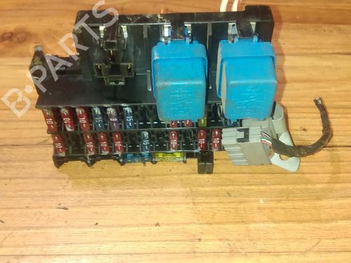 Used Fuse box Fuse box NISSAN MICRA II (K11) 1.0 i 16V (K11) (54 hp) 33531469 33531469