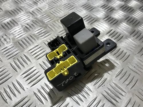 fuse-box-hyundai-elantra-iii-xd-2000-2001-2002-2003-2004-2005-2006-33494072 main image