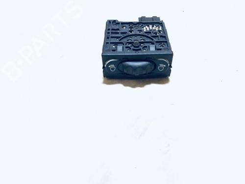 switch-renault-clio-iii-br01-cr01-2005-2006-2007-2008-2009-2010-2011-2012-2013-2014-35572772 main image