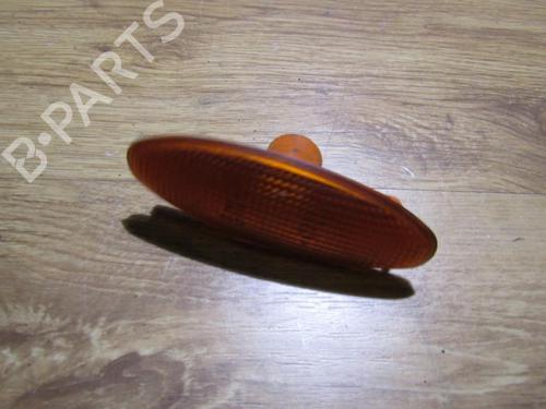Used Right side indicator Right side indicator FORD MONDEO II (BAP) 1.6 i 16V (95 hp) 35652181 35652181