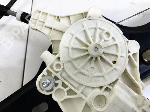 Right front window motor BMW 3 (E90) 318 d | BP35178773E20 - Image 2