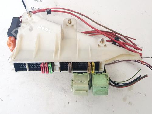 fuse-box-bmw-5-e39-1995-1996-1997-1998-1999-2000-2001-2002-2003-32878384 main image