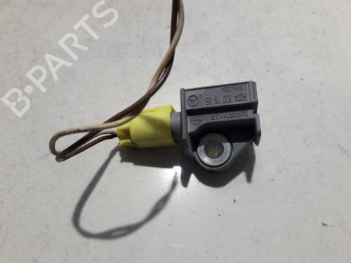 Used Electronic module Electronic module MERCEDES-BENZ C-CLASS (W204) C 200 CDI (204.007, 204.006) (136 hp) 33510482 33510482