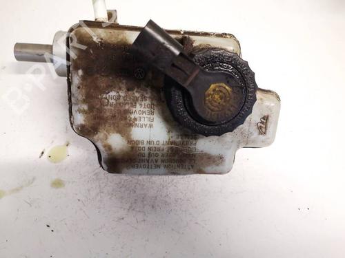Used Brake fluid reservoir Brake fluid reservoir 35138808 35138808