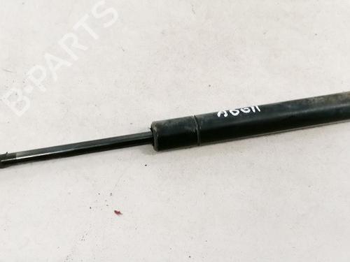 tailgate-lift-support-audi-a4-b5-8d2-1994-1995-1996-1997-1998-1999-2000-2001-35584077 main image
