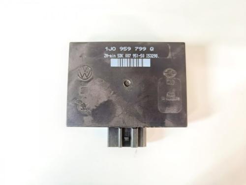 Used Electronic module Electronic module VW GOLF IV (1J1) 1.4 16V (75 hp) 35468843 35468843