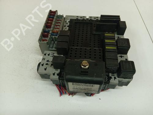 Fuse box VOLVO S60 I (384) D5 | BP40027700E1 - Image 3