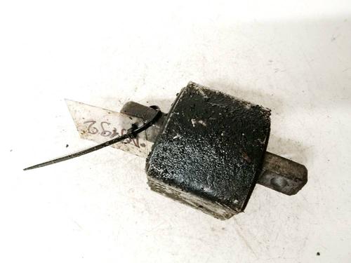 Used Engine mount Engine mount MERCEDES-BENZ C-CLASS (W204) C 200 CDI (204.007, 204.006) (136 hp) 32606018 32606018