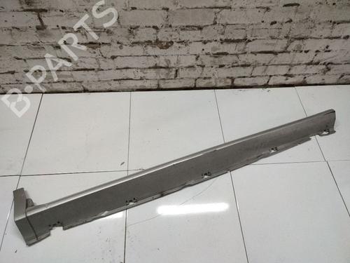 Used Right sideskirt Right sideskirt CADILLAC SRX 3.6 (258 hp) 34929637 34929637