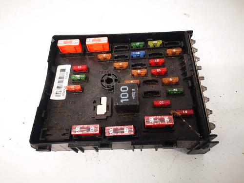 Used Fuse box SUBARU LEGACY IV Estate (BP) 2.0 AWD (BP5) (138 hp) 33098573