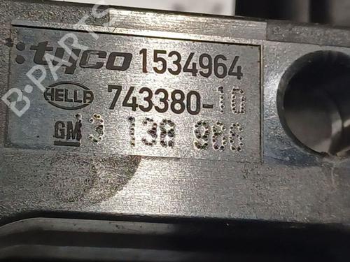 Fuse box OPEL ASTRA H (A04) 1.9 CDTI (L48) | BP32563131E1