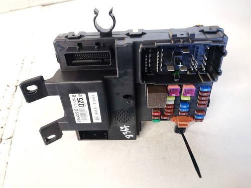 Used Fuse box Fuse box KIA CARNIVAL / GRAND CARNIVAL III (VQ) 2.9 CRDi (185 hp) 32922617 32922617
