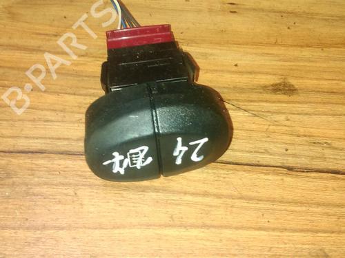 Used Warning switch Warning switch RENAULT MEGANE I (BA0/1_) 1.6 i (BA0L) (75 hp) 35881202 35881202
