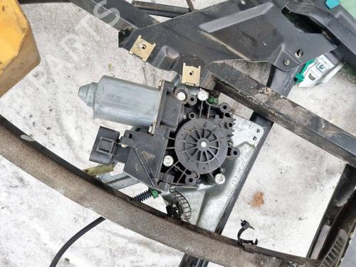 Used Left front window motor Left front window motor 35173042 35173042