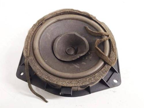 Used Speaker Speaker VOLVO V50 (545) 2.0 D (136 hp) 40286376 40286376