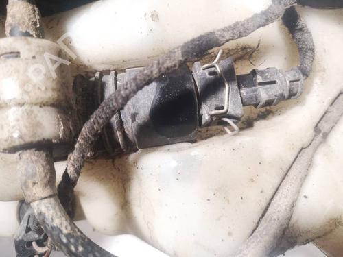 washer-pump-opel-zafira-a-mpv-t98-1999-2000-2001-2002-2003-2004-2005-2006-34794889 main image