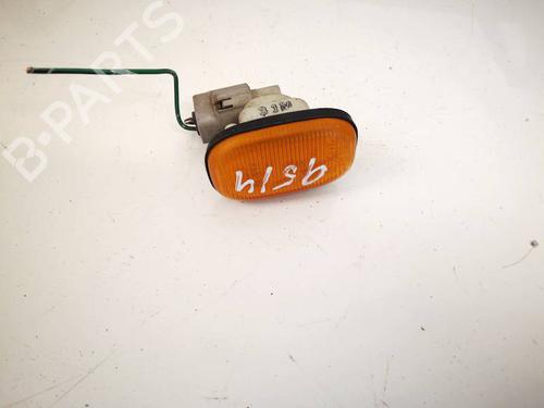 Used Right side indicator Right side indicator TOYOTA RAV 4 II (_A2_) 2.0 D 4WD (CLA20_, CLA21_, CLA20R, CLA21R) (116 hp) 35215526 35215526