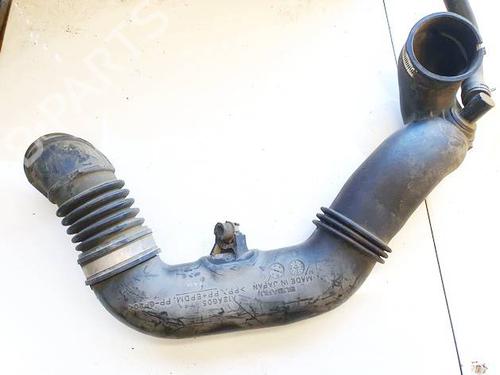 Used Pipe Pipe AUDI A4 B8 (8K2) 2.0 TDI (143 hp) 35832027 35832027