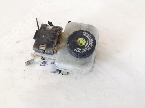 Used Brake fluid reservoir Brake fluid reservoir 35393640 35393640