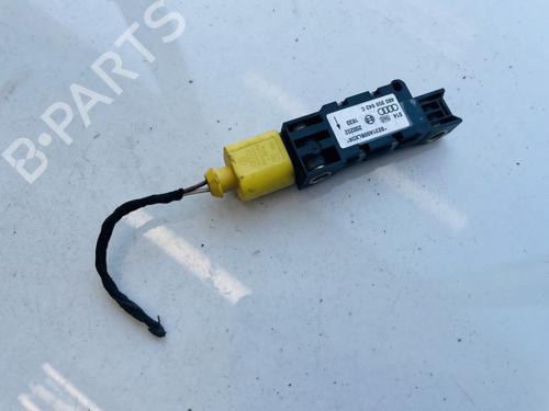 Used Electronic module Electronic module AUDI A6 C5 (4B2, 4B4) 2.5 TDI (155 hp) 32882415 32882415