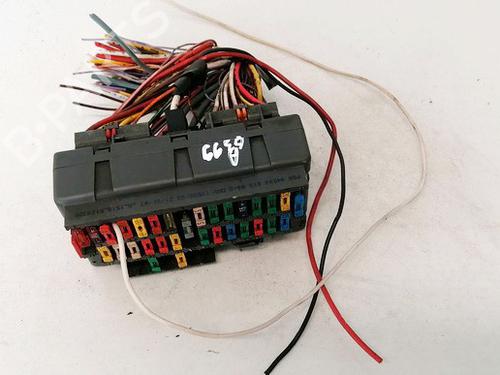 Used Fuse box Fuse box PEUGEOT 406 (8B) 1.9 D (75 hp) 33073755 33073755