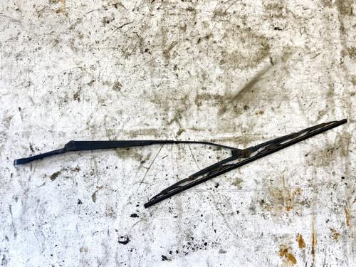 front-windshield-wiper-arm-seat-toledo-ii-1m2-1998-1999-2000-2001-2002-2003-2004-2005-2006-32887417 main image