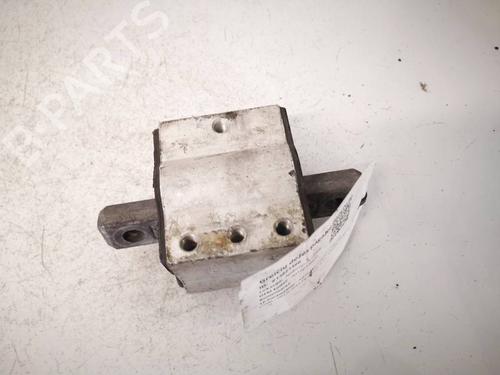 Used Engine mount Engine mount 38160905 38160905