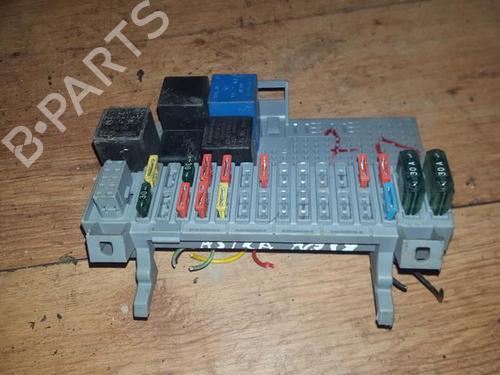 Used Fuse box Fuse box OPEL ASTRA F Hatchback (T92) 1.7 D (F08, M08, F68, M68) (57 hp) 33530774 33530774