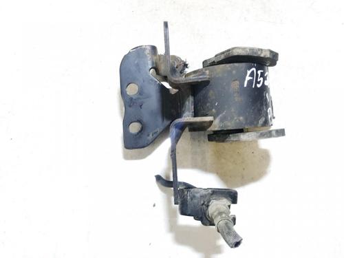 Used Engine mount Engine mount MAZDA PREMACY (CP) 1.9 (CP8W) (100 hp) 33524868 33524868