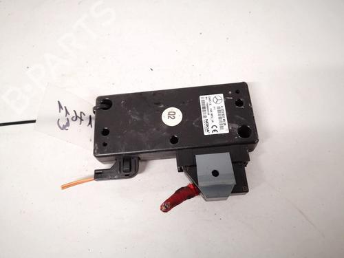 Used Electronic module Electronic module MERCEDES-BENZ C-CLASS (W203) C 200 CDI (203.004) (116 hp) 32891310 32891310