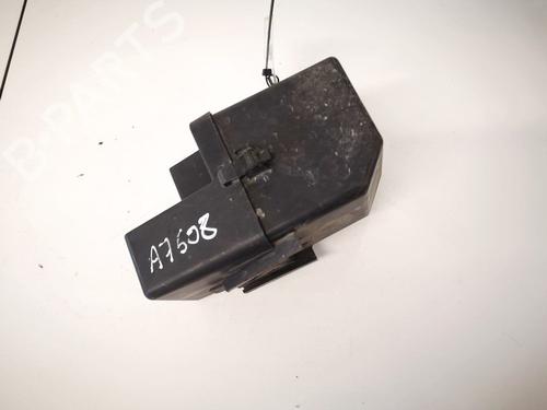 Used Fuse box Fuse box SEAT TOLEDO II (1M2) 1.9 TDI (90 hp) 32889866 32889866