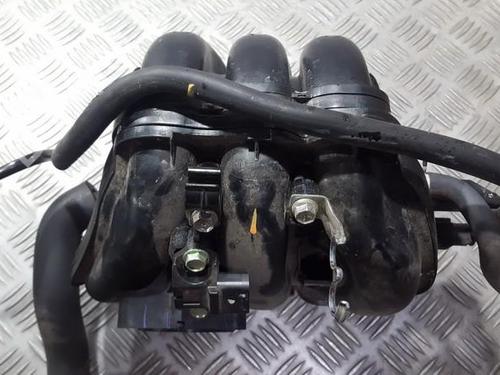intake-manifold-toyota-aygo-_b1_-2005-2006-2007-2008-2009-2010-2011-2012-2013-2014-35661244 main image