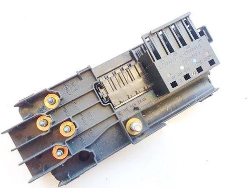 Fuse box MERCEDES-BENZ CLS (C219) CLS 320 CDI (219.322) | BP32945167E1 - Image 2