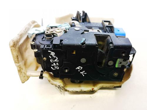 Used Front left lock Front left lock 35642394 35642394