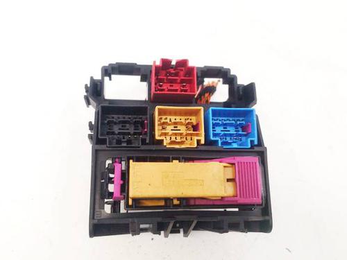 Fuse box AUDI A4 B8 (8K2) 2.0 TDI | BP32604795E1